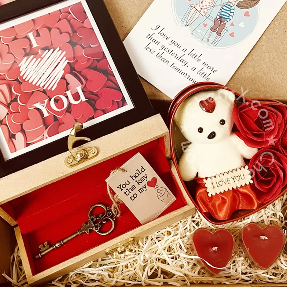 Key To My Heart Hamper - Valentine Day Gift for Girls Boys Girlfriend Boyfriend Husband Wife