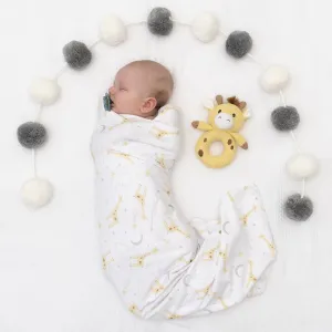 Noah Giraffe 2 Piece Jersey Cotton Swaddle & Rattle Gift Set