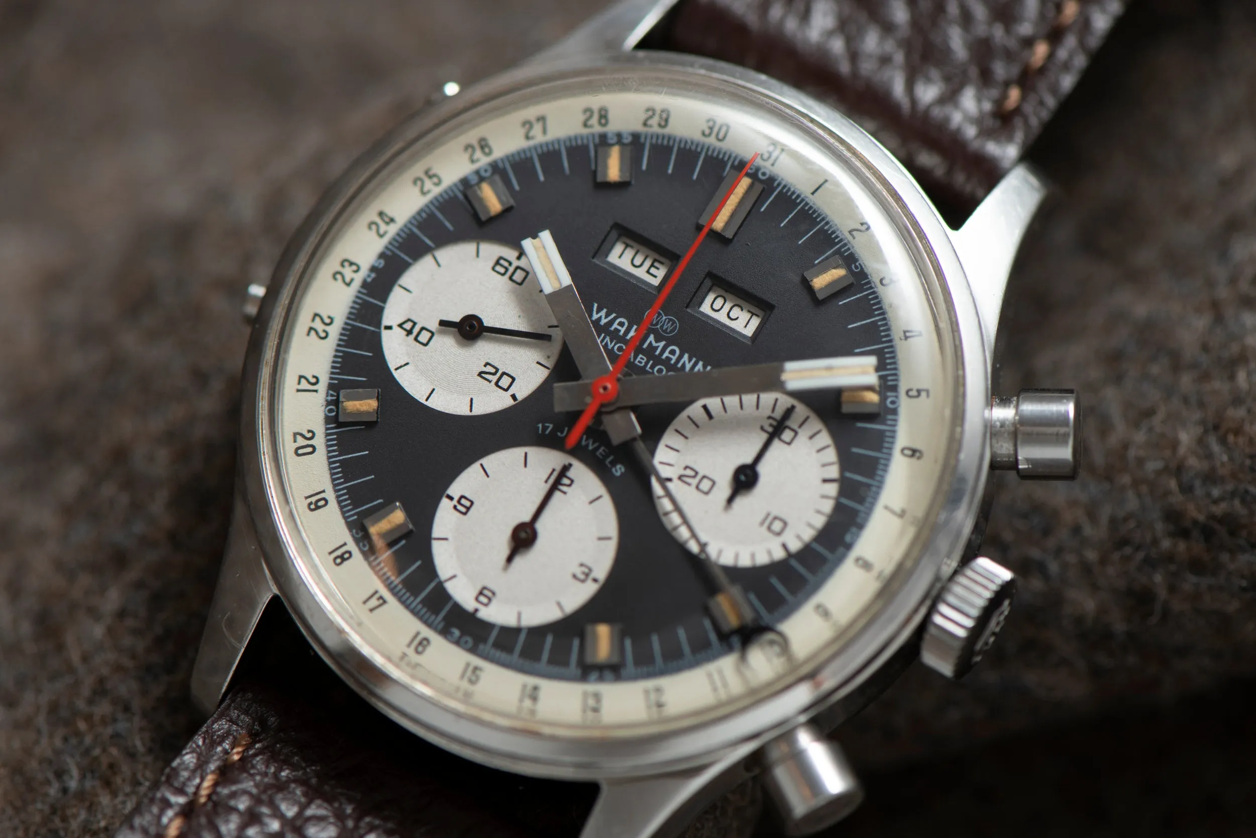 Wakmann Triple Calendar 'Reverse-Panda' Chronograph