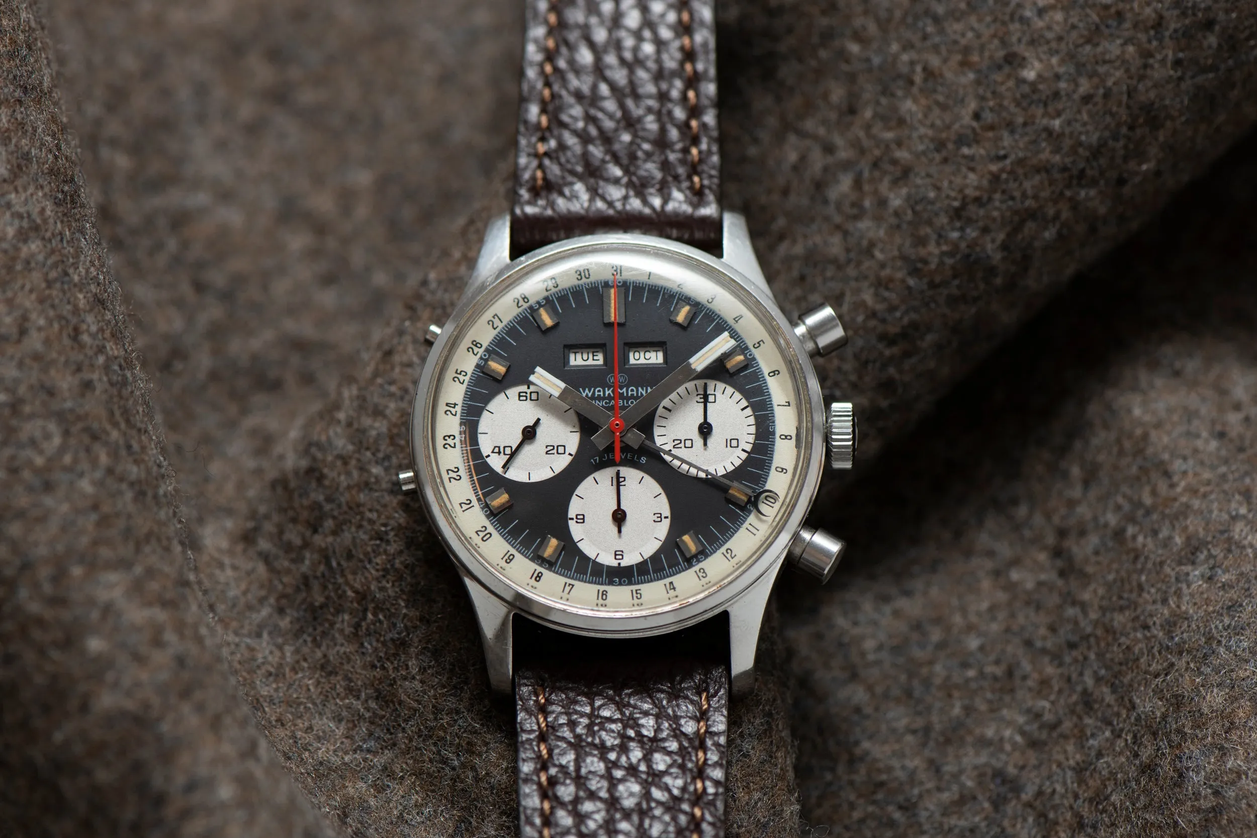 Wakmann Triple Calendar 'Reverse-Panda' Chronograph